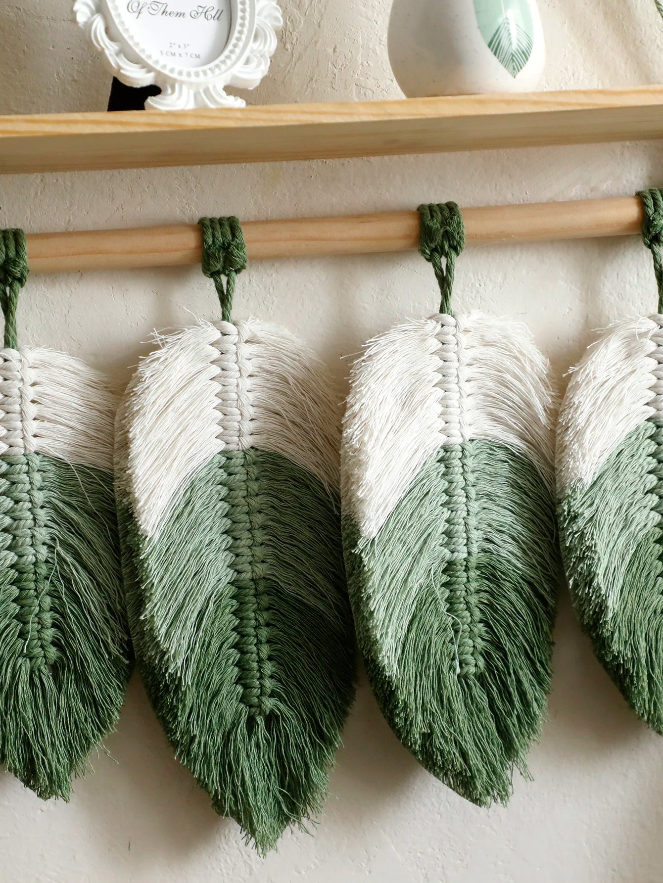 Macrame Leaf Tassels Floating